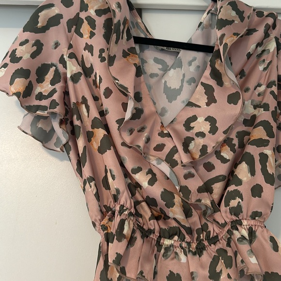 Show me ur mumu top - Picture 2 of 5